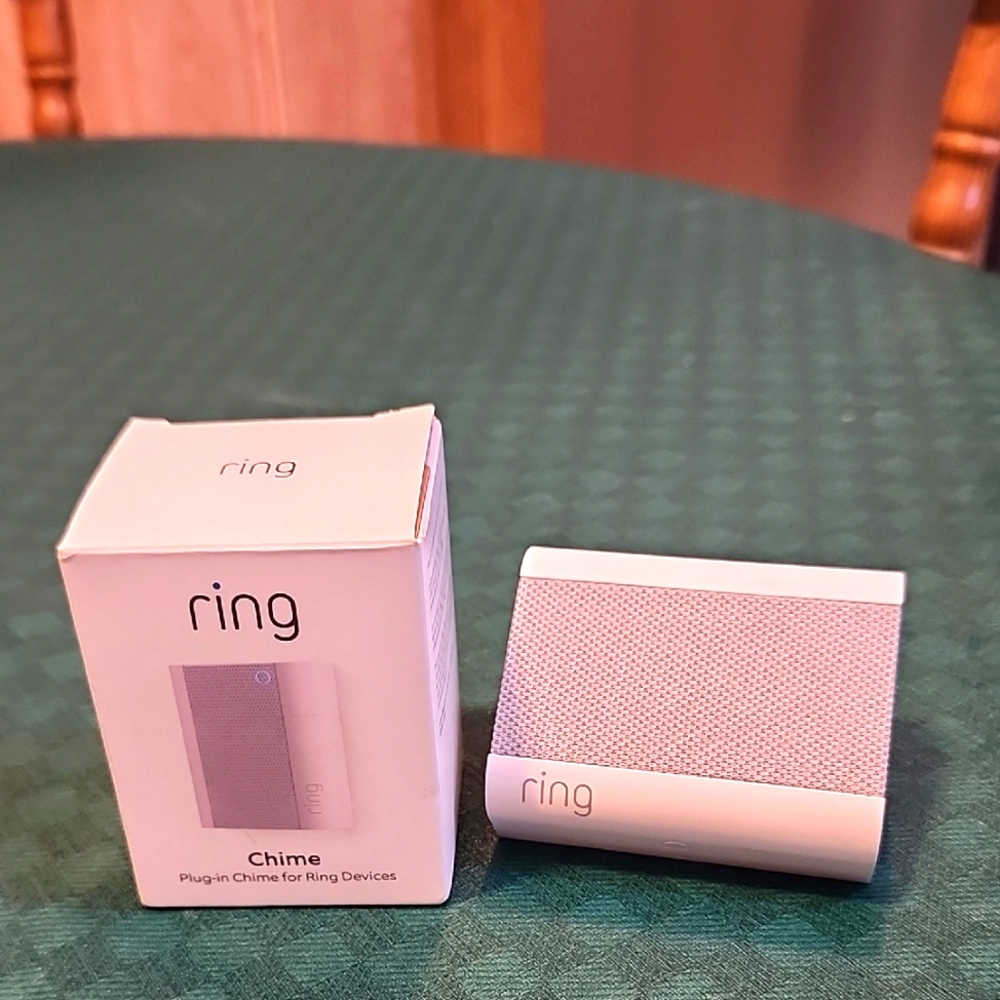 Ring Chime Plug-in Device NWT